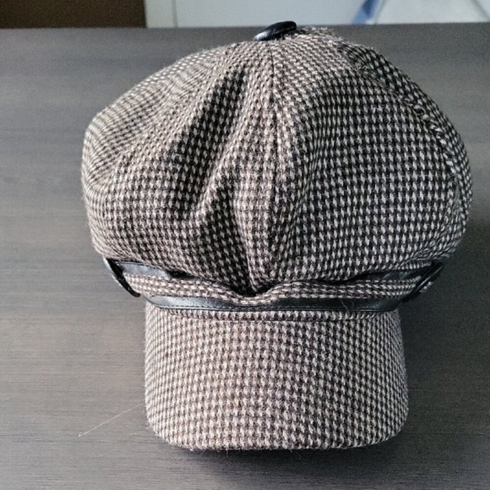 Women's Classic Houndstooth Newsboy Cap